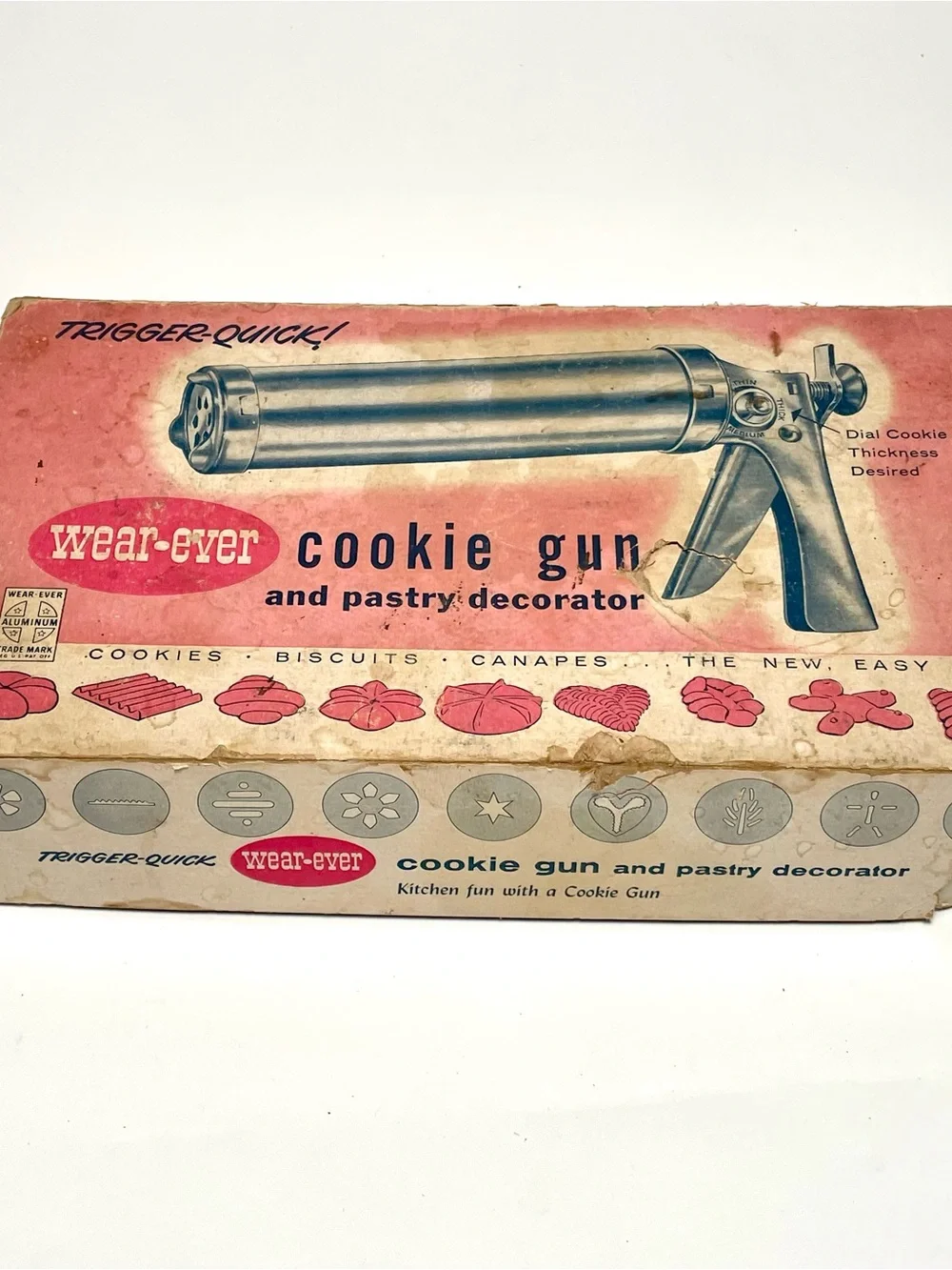 Vintage Wear Ever Cookie Gun and Pastry Decorator Trigger Quick No 3365 in box